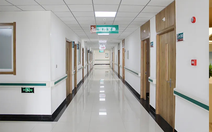 醫(yī)院專(zhuān)用門(mén)賣(mài)場(chǎng)跨界購(gòu)物中心 只為攬人氣