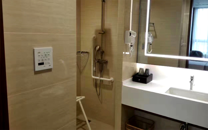 病房門價(jià)格一般多少錢？醫(yī)院病房門報(bào)價(jià)大全