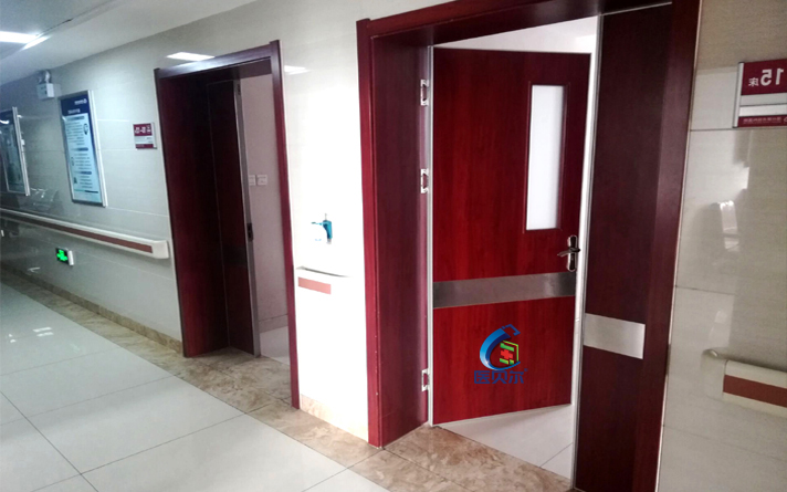 鋼質(zhì)醫(yī)用門生產(chǎn)廠家電話號碼是多少啊