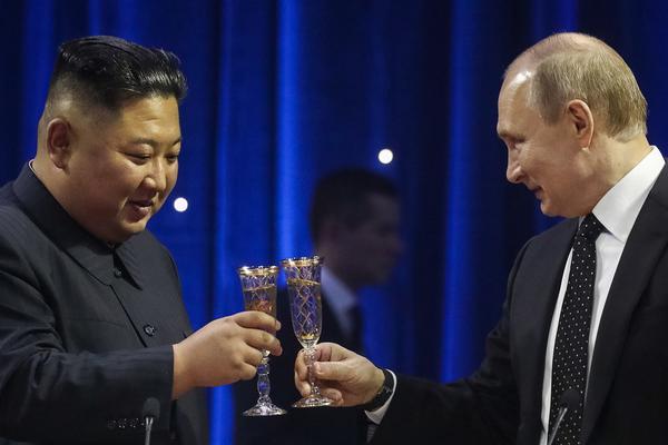 被暗戀的學長墻紙了by小松鼠在線閱讀