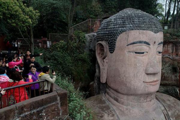 成了先生的心尖寵by酒釀圓子全文秦曉