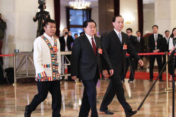 嫡兄by青燈txt盤搜搜