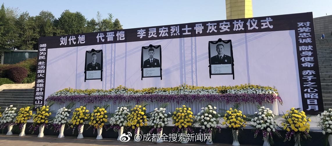 戰(zhàn)戀雪TXT百度云